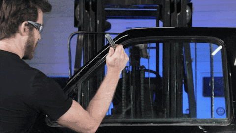 Emergency glass breaker